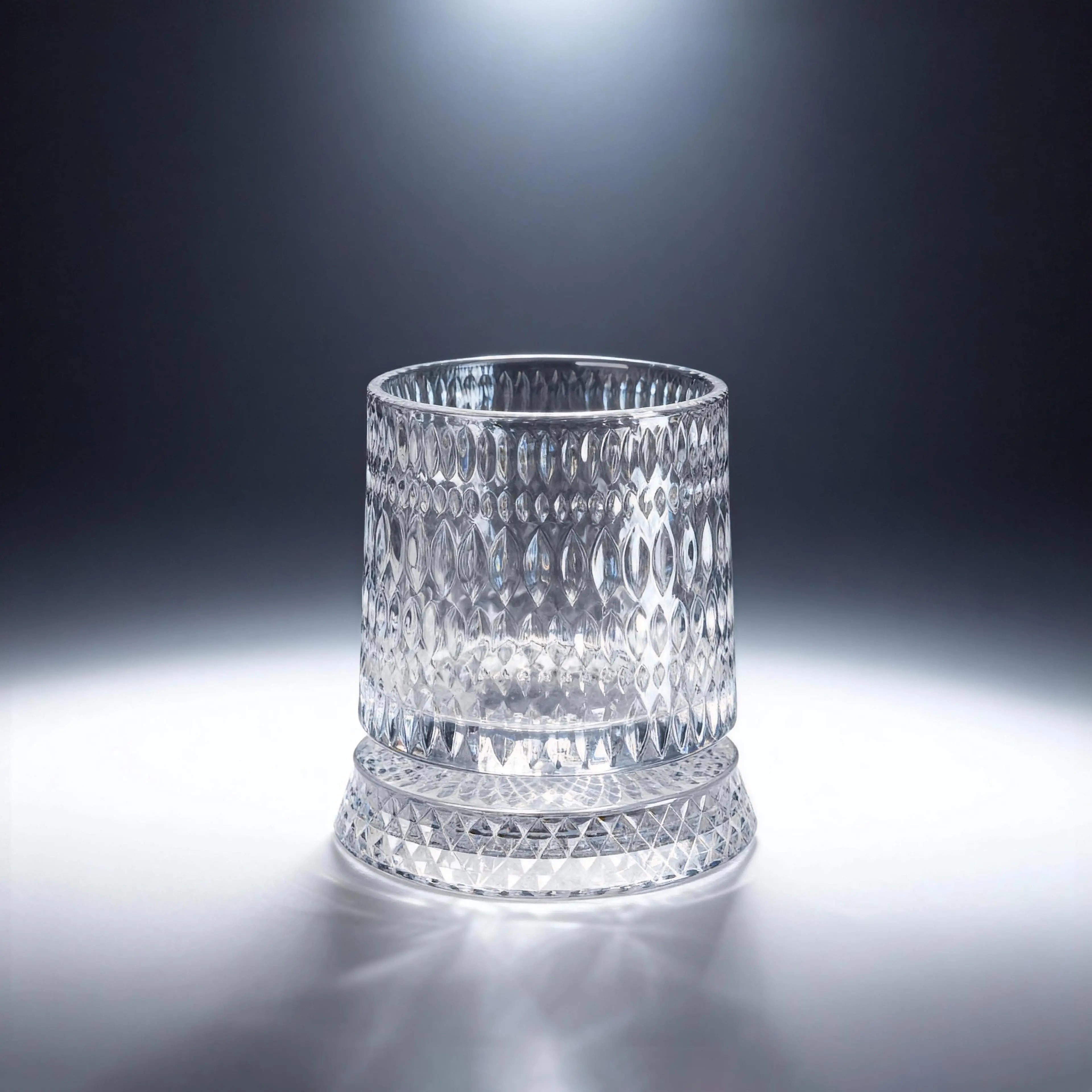 Luxury 360° Spinning Crystal Glass – Star-Cut Stress Relief Whiskey & Wine Glass, Elegant European Barware Gift，Rotating Glass Cup Spinning Glass Cup