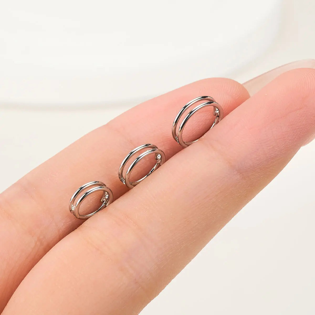 Oufer 20G Plain Daily Hinged Segment Double Hoop Nose Rings 316L Stainless Steel