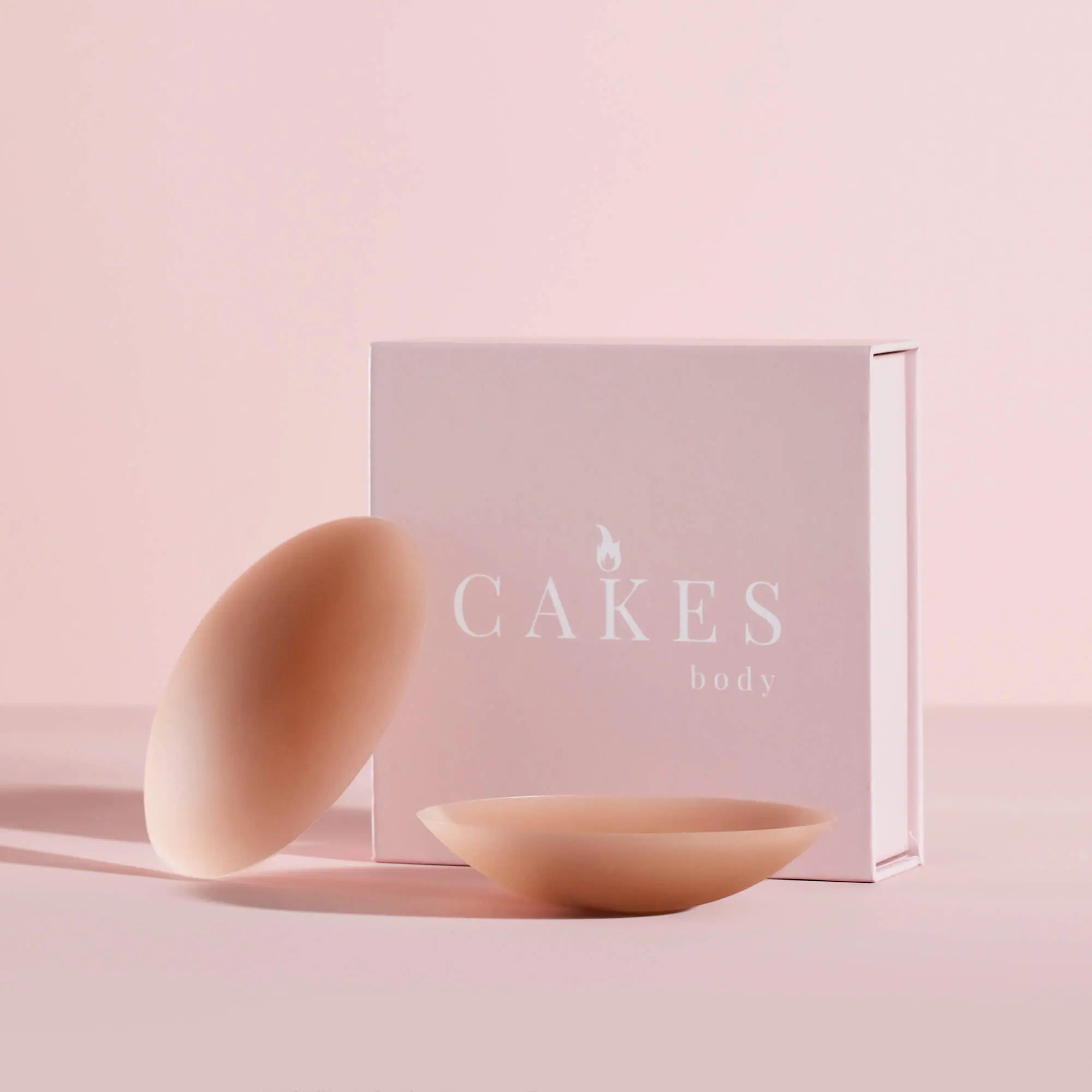 CAKES Body - VIRAL Non-Adhesive Nip Covers - NO GLUE or ADHESIVE - 100% Silicone - Seamless Inserts for Workout & Swim - Rinse & Reuse